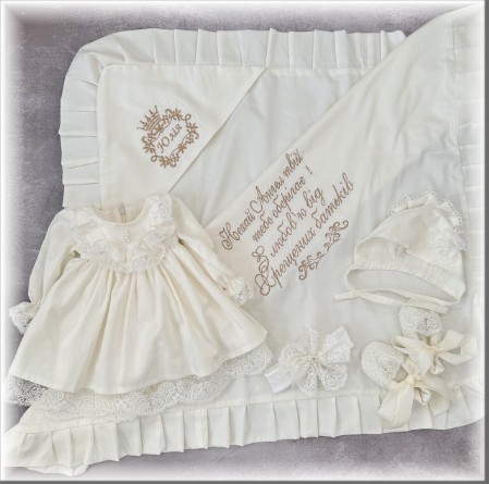 Крижма, плаття, шапочка для хрещення